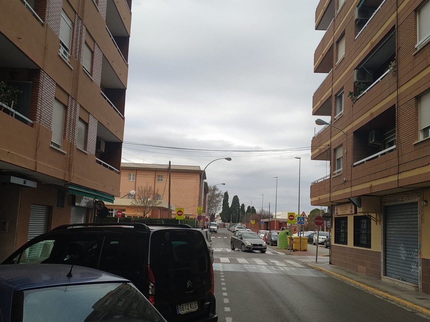 Vista exterior de Local en venda en La Pobla de Farnals