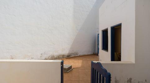 Foto 3 de Casa adosada en venta en Calle Charco de la Condesa, Orzola, Las Palmas
