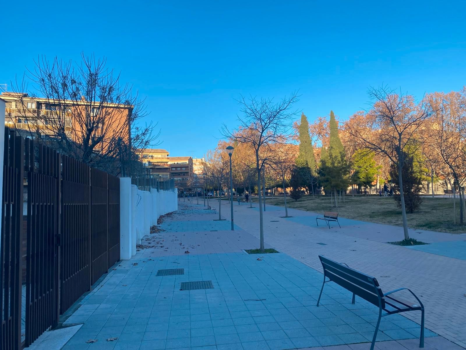 Vista exterior de Pis en venda en  Granada Capital amb Aire condicionat, Calefacció i Moblat