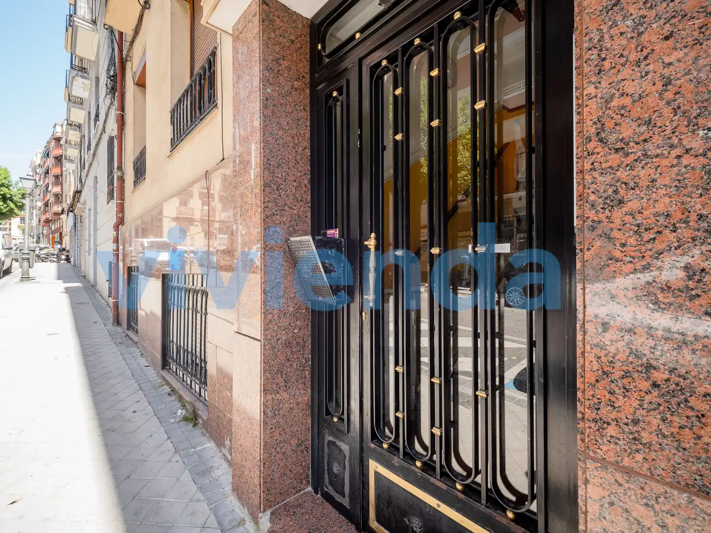 Außenansicht von Wohnung zum Verkauf in Madrid mit Klimaanlage und Heizung