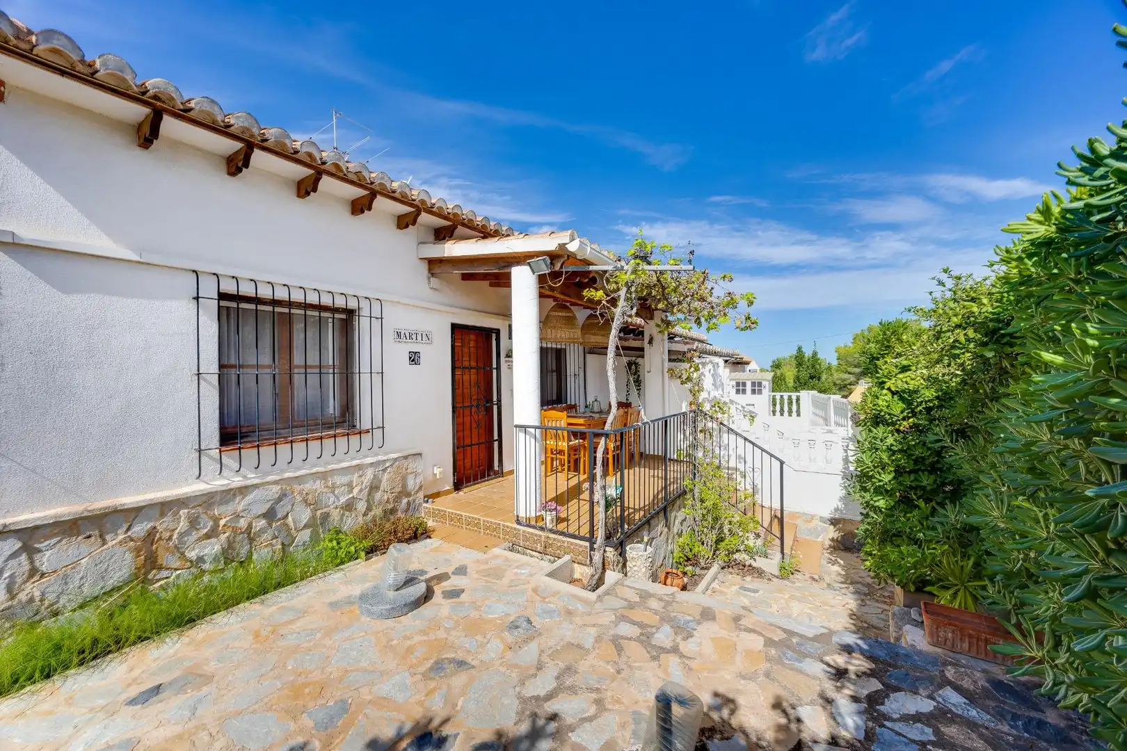 Vista exterior de Casa o chalet en venta en Los Balcones - Los Altos