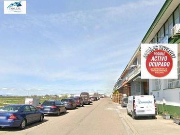 Industrial building for sale in Calle de la Letra M