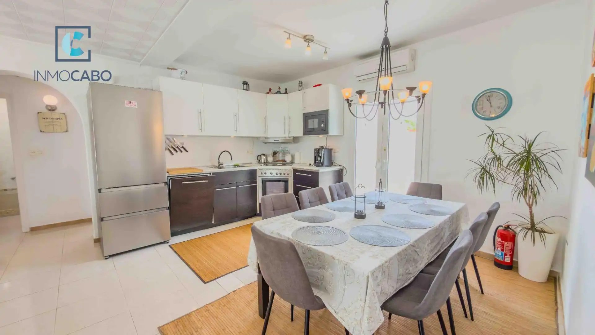 Cocina de Casa o chalet en venta en La Manga del Mar Menor con Aire acondicionado, Jardín privado y Piscina