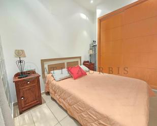 Bedroom of Flat for sale in Málaga Capital  with Air Conditioner, Furnished and TV