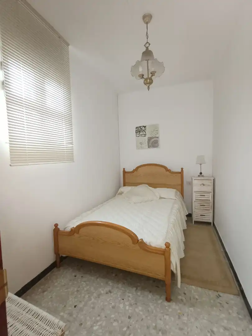 Dormitori de Casa o xalet en venda en Ribeira amb Jardí privat