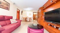 Living room of Flat for sale in Sant Vicenç Dels Horts  with Heating, Terrace and Balcony