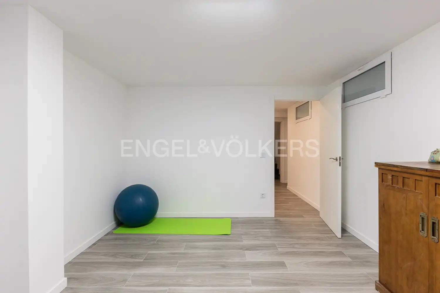 Houses for sale in L'Eliana  with Air Conditioner, Heating and Private garden