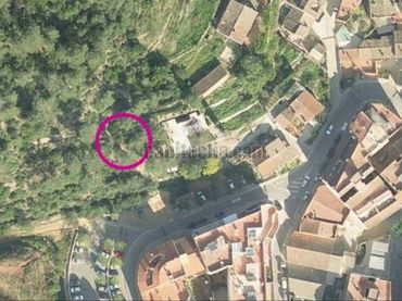 Terreno residenziale in vendita a Carrer del Sol 8