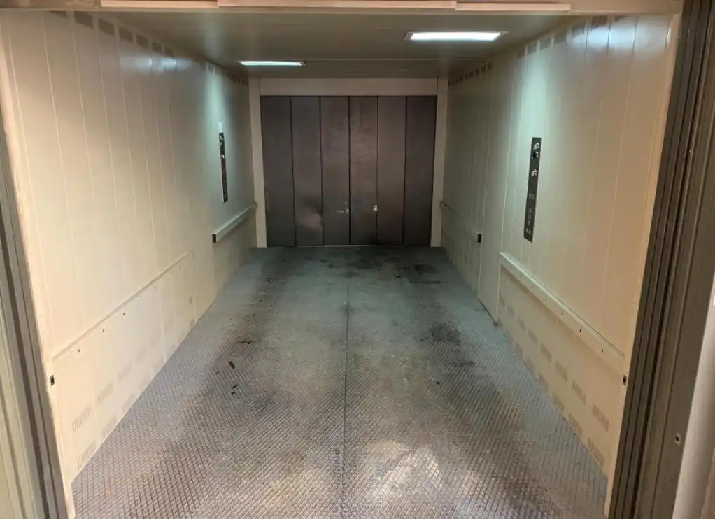 Parking with lift for sale in c/ manchegos, imagen 4