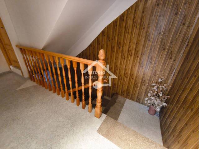 Casa-chalet en Venta en Larga en Alcanadre