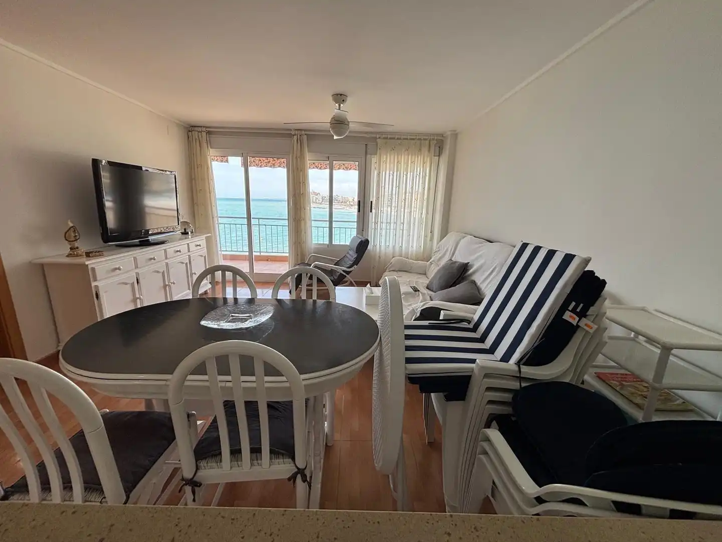 GRAN APARTAMENTO EN PRIMERA LINEA DE LOS LOCOS  3 HAB, 2 BAÑOS, imatge 3