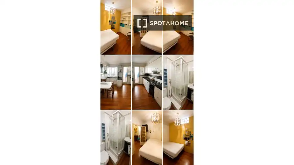 Exterior view of Flat for rent in Barcelona  with Air Conditioner, Heating and Furnished