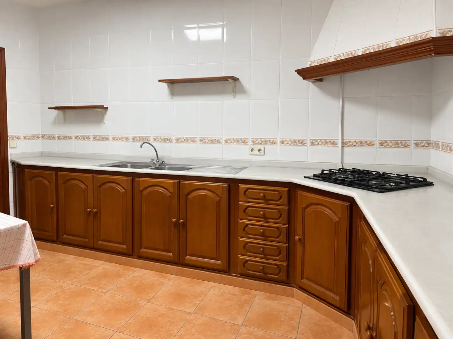 Kitchen of Houses for sale in Burjassot  with Terrace and Storage room