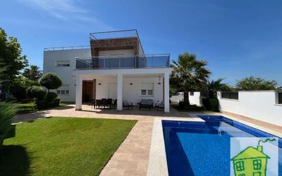 Exterior view of House or chalet for sale in Andújar  with Air Conditioner, Terrace and Swimming Pool