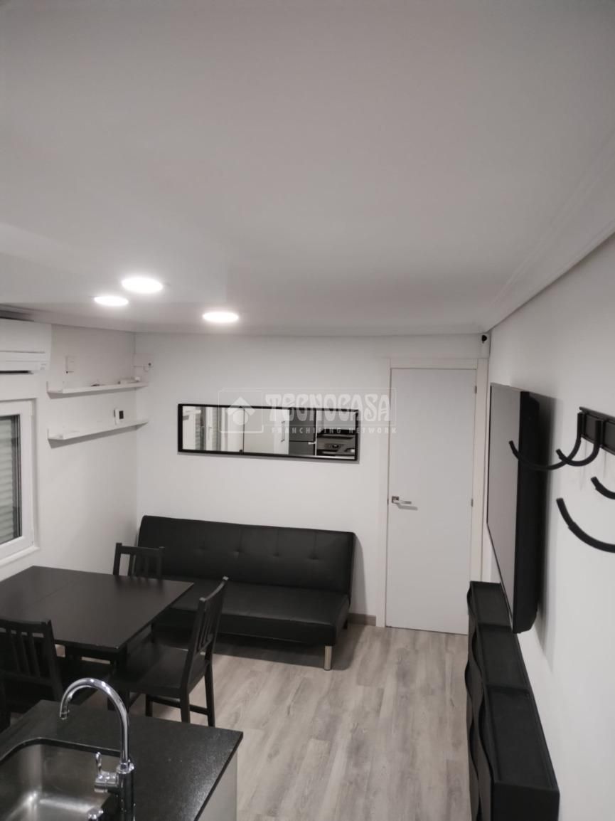 Flat for sale in  Madrid Capital  with Air Conditioner and Alarm