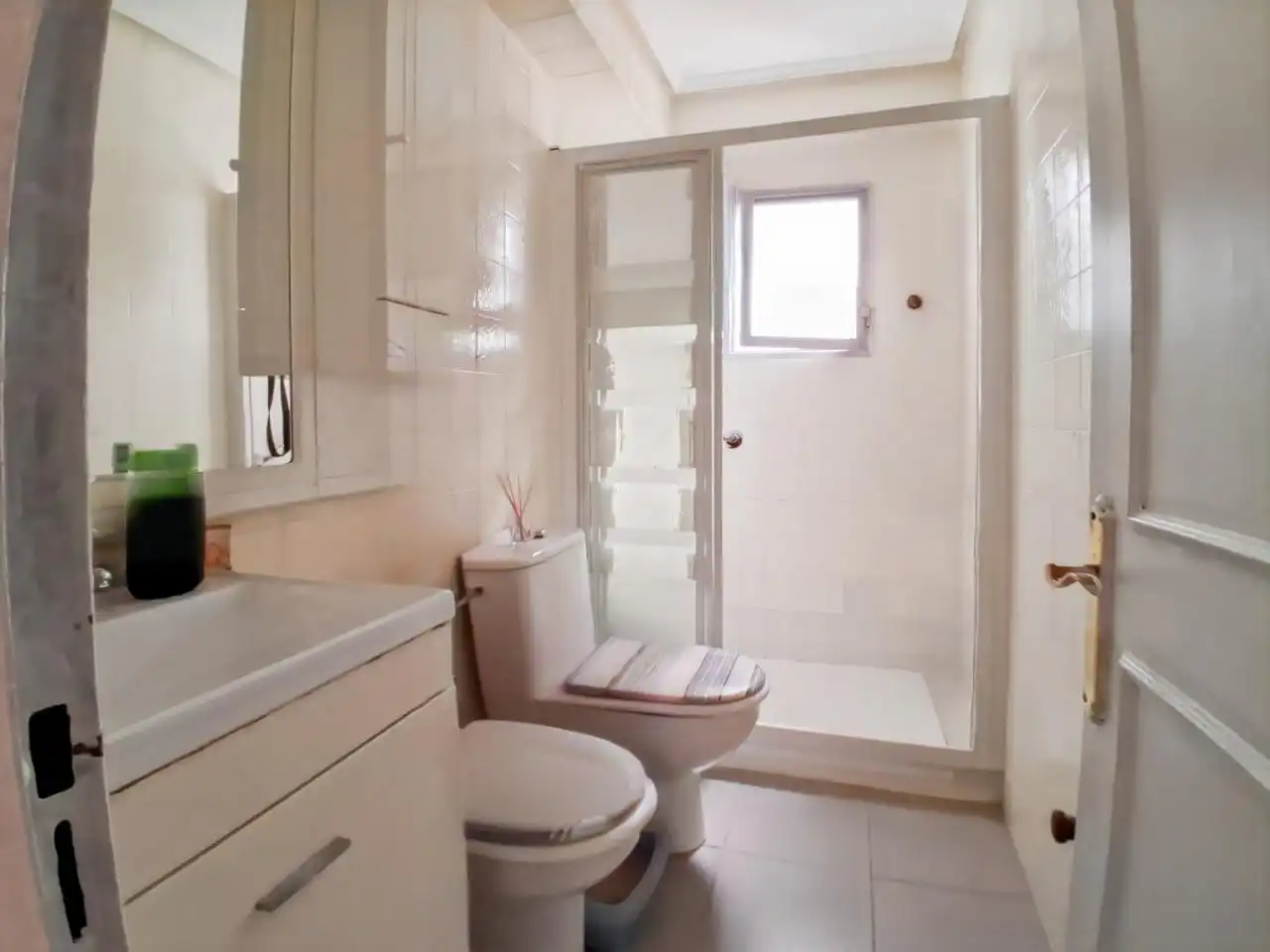 Baño de Planta baja en venta en Madrid con Calefacción