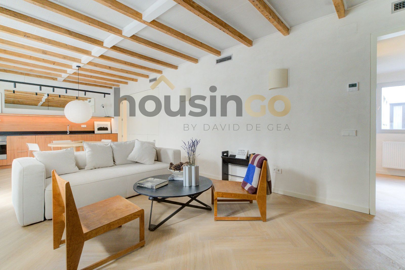 Living room of Flat for sale in  Madrid Capital  with Air Conditioner, Heating and Furnished