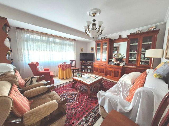 Living room of Flat for sale in Narón  with Storage room and Furnished