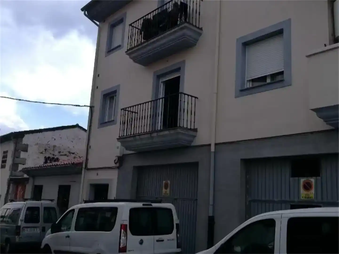 Vista exterior de Piso en venta en Cuacos de Yuste con Trastero, Amueblado y Balcón