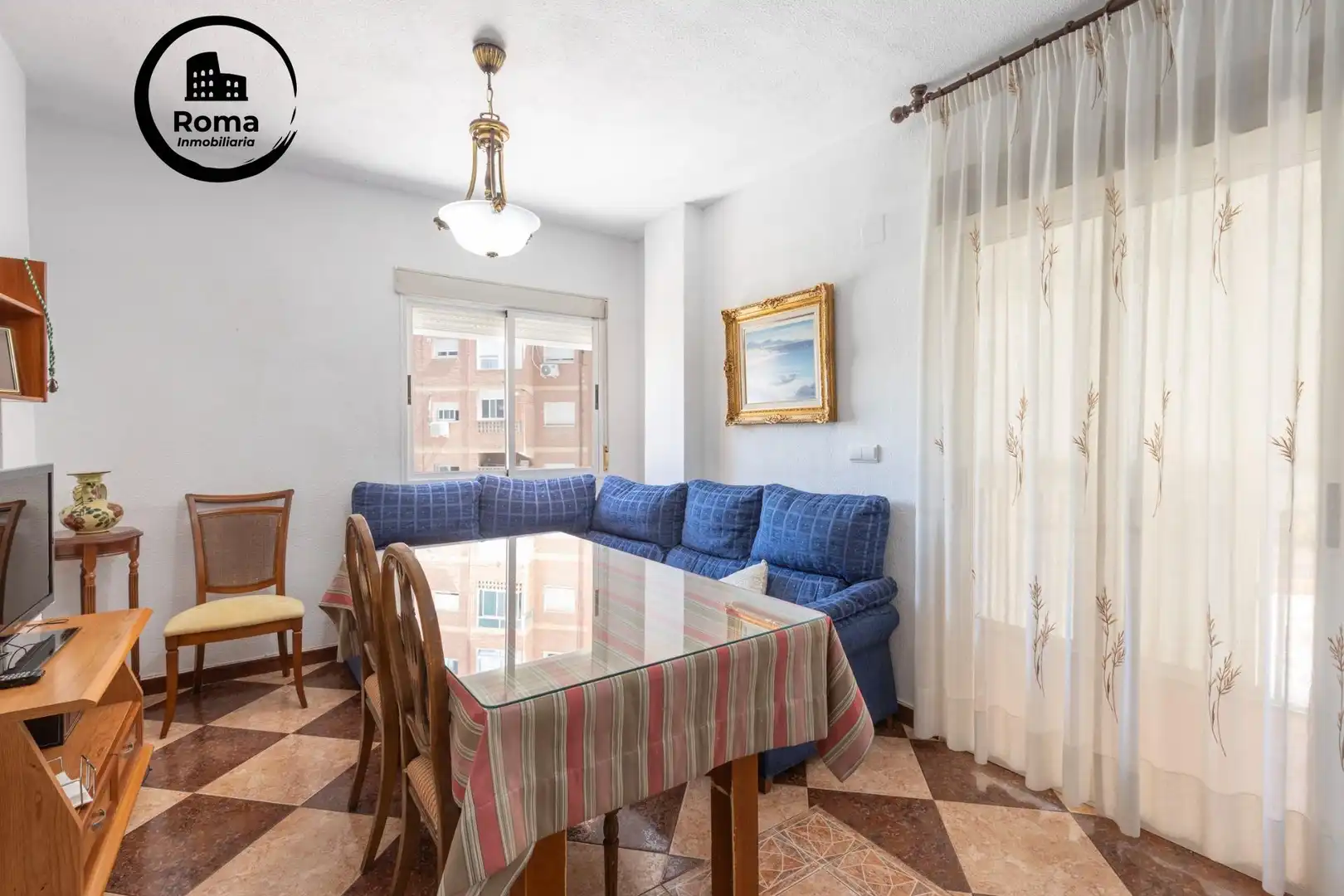 Comedor de Piso en venta en Granada con Terraza, Amueblado y Balcón