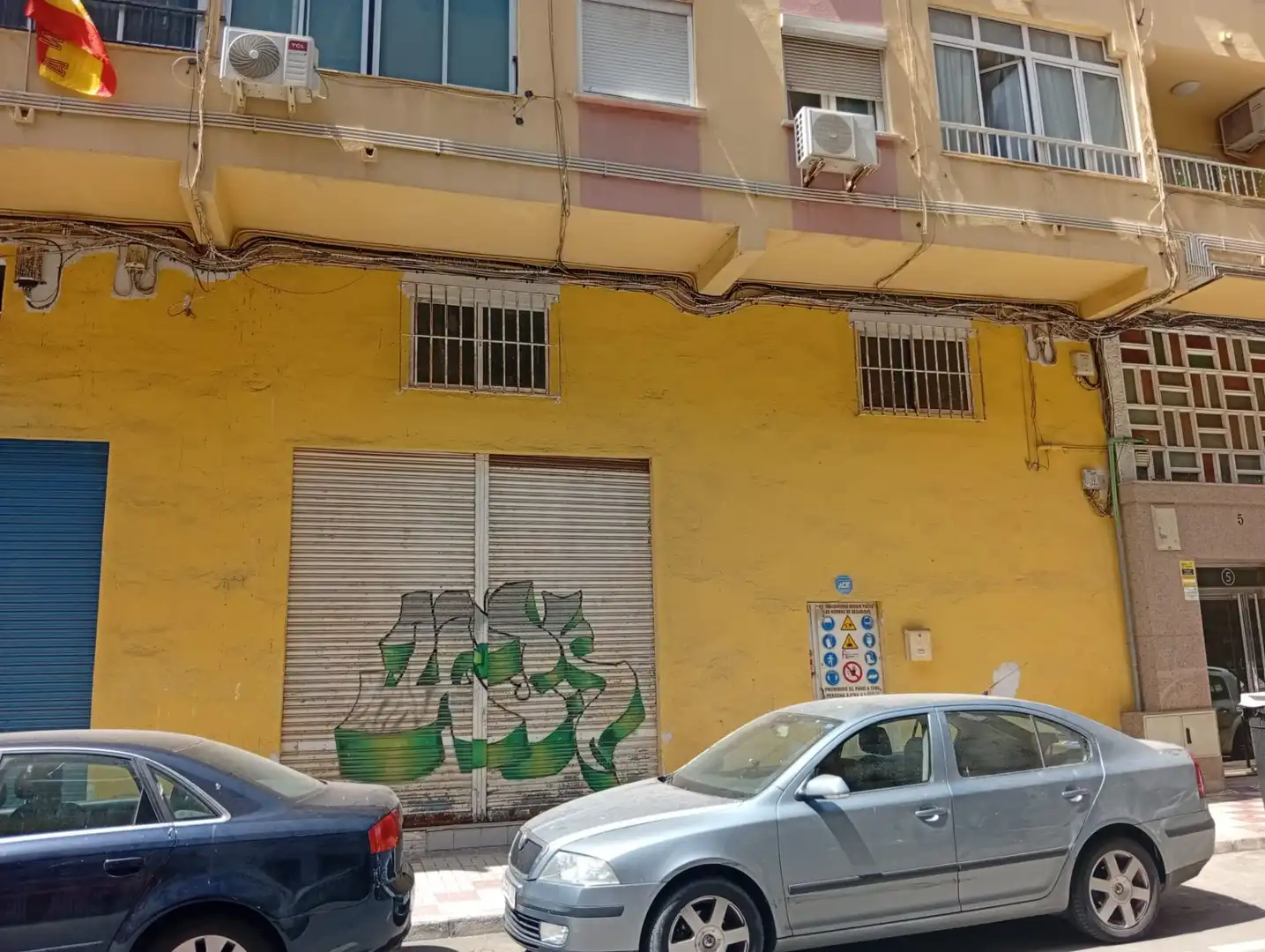 Vista exterior de Local en venta en Málaga