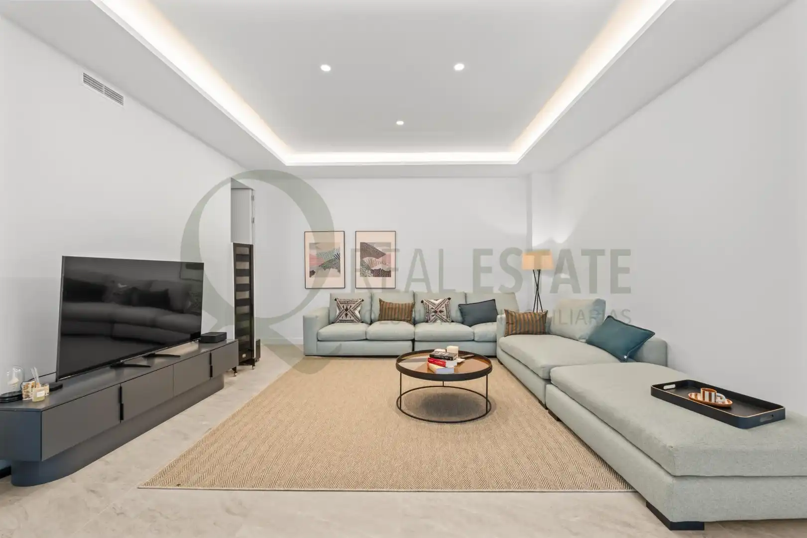 Sala de estar de Casa o chalet en venta en Benidorm con Aire acondicionado, Calefacción y Jardín privado