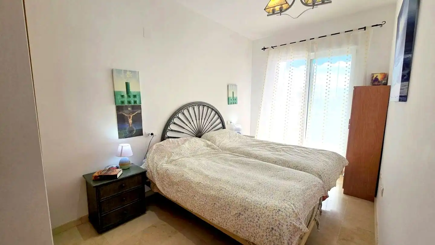 Habitación de Apartamento de alquiler en Gandia con Aire acondicionado, Calefacción y Terraza
