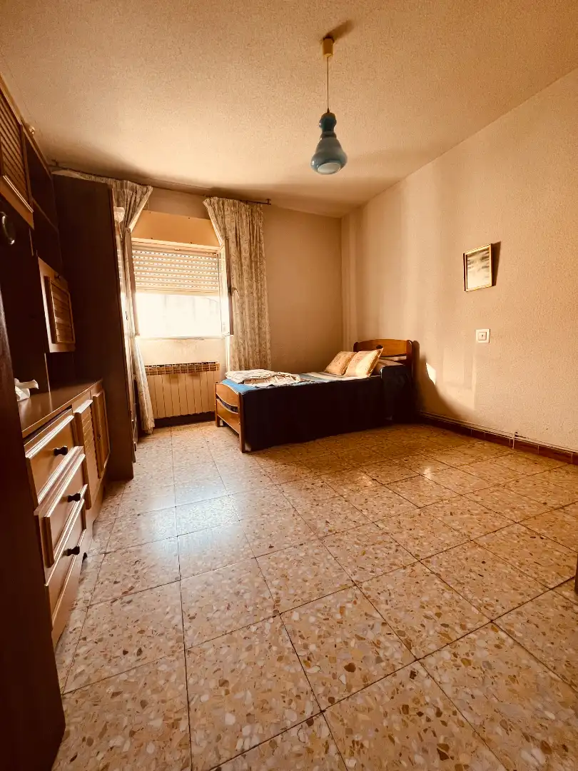 Dormitori de Casa o xalet en venda en Talamanca de Jarama amb Calefacció, Moblat i Forn