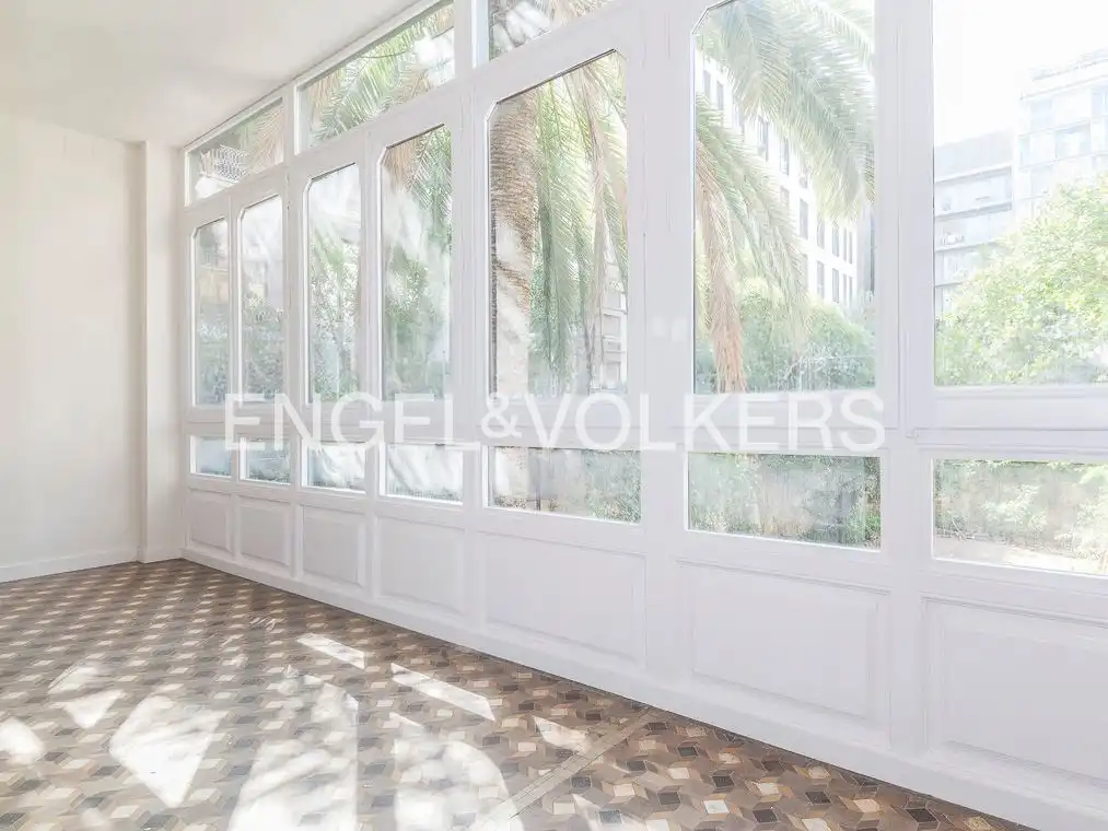 Piso de alquiler en Barcelona con Aire acondicionado, Calefacción y Jardín privado