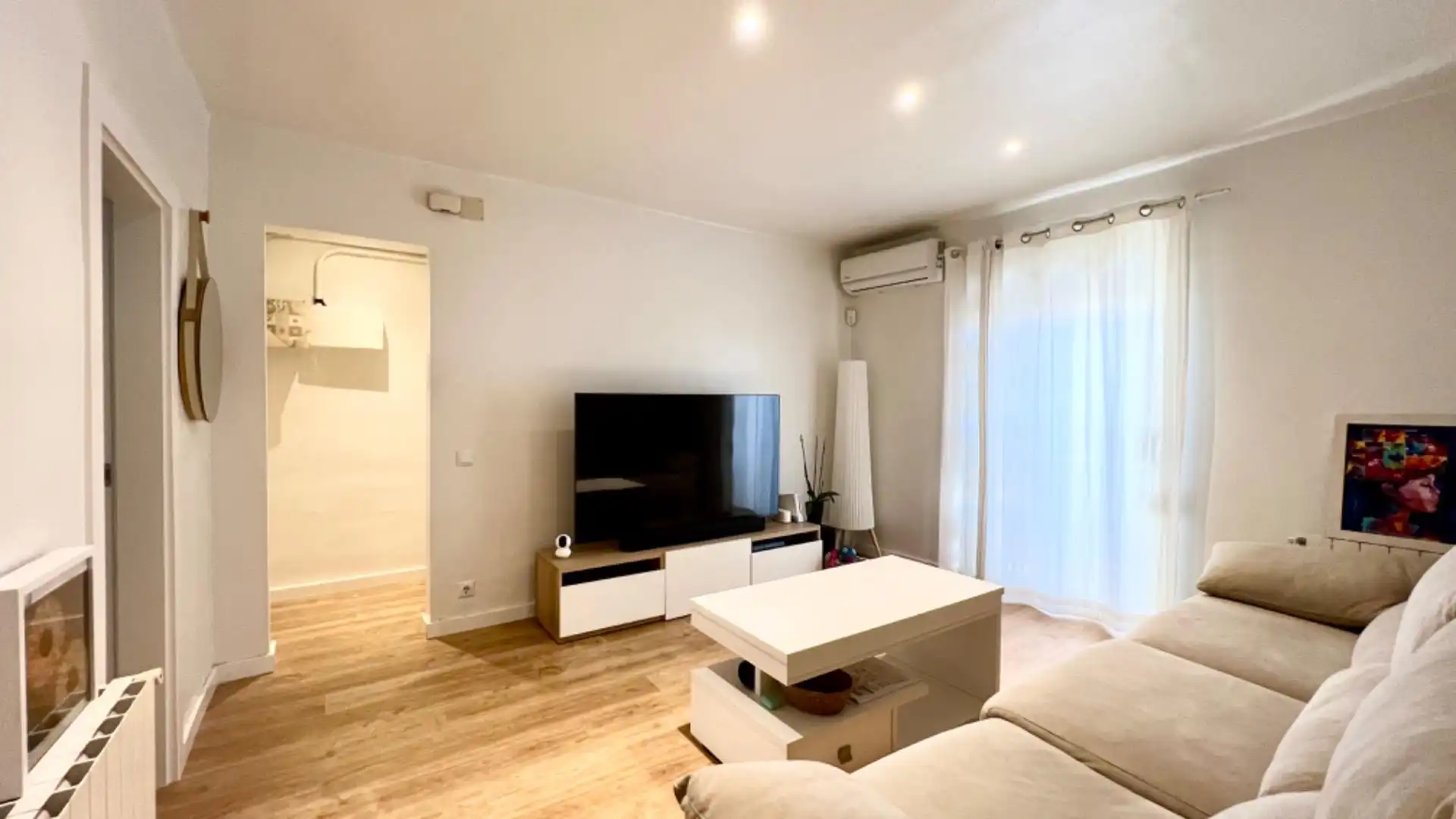 Wohnzimmer von Wohnung zum Verkauf in Mataró mit Parkett
