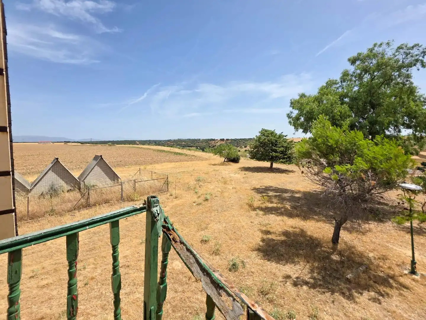 Houses for sale in Valdenuño Fernández