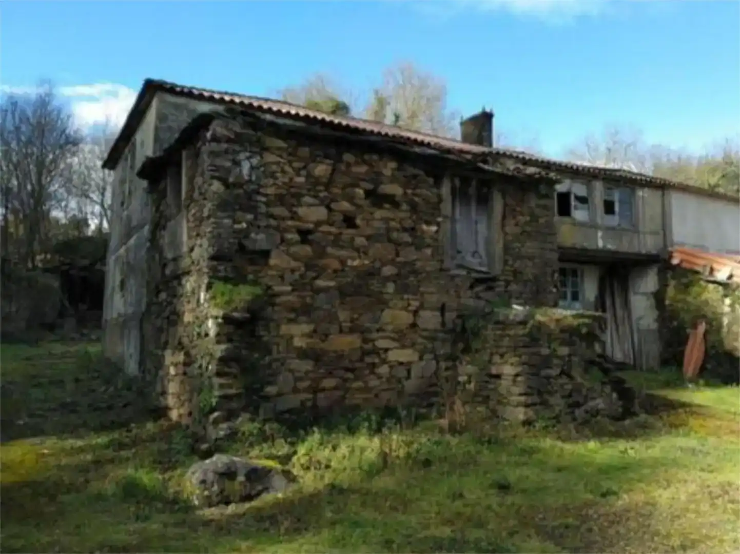 Vista exterior de Casa adosada en venta en Touro