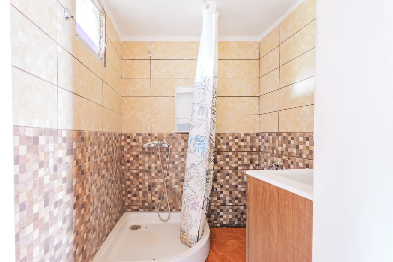 Bany de Casa o xalet en venda en El Rosario amb Jardí privat, Terrassa i Forn