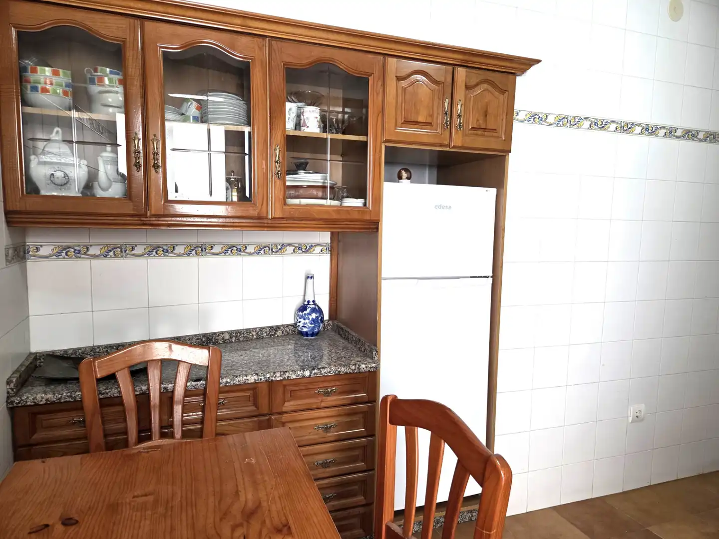 Kitchen of Flat for sale in Sanxenxo  with Parquet flooring, Terrace and Oven