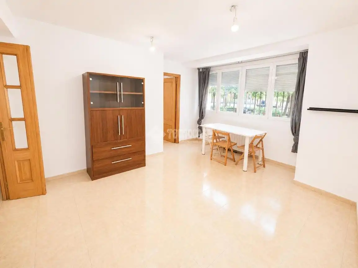 Habitación de Piso en venta en Madrid con Calefacción