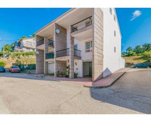 Exterior view of Single-family semi-detached for sale in O Porriño    with Heating, Private garden and Parquet flooring