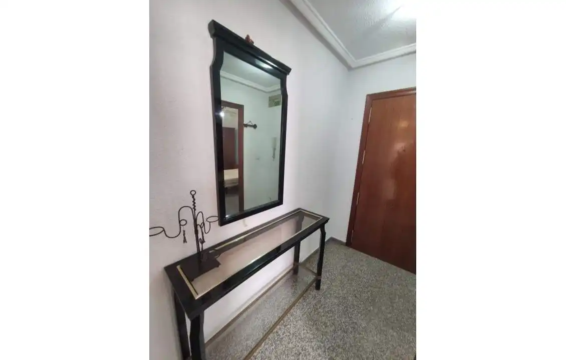 Flat for share in Elche / Elx