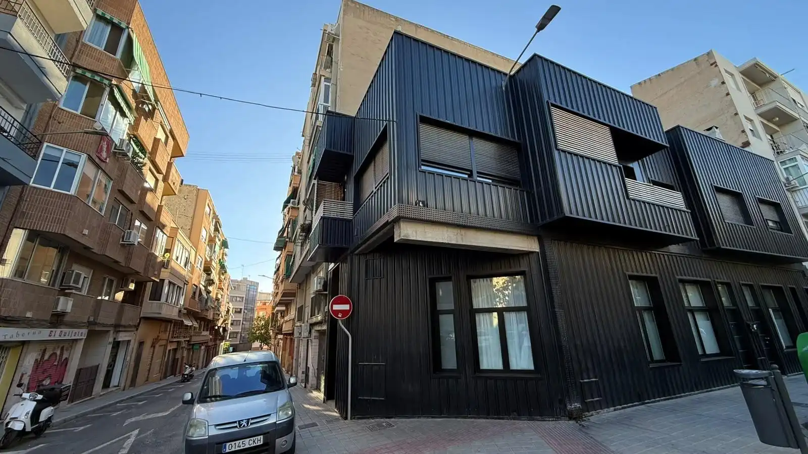 Außenansicht von Loft zur Miete in Alicante / Alacant mit Klimaanlage, Heizung und Terrasse