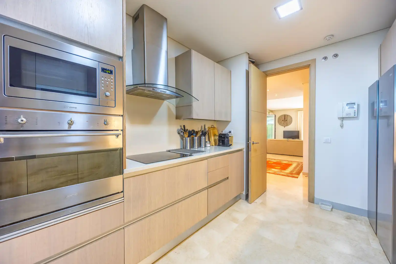 Cocina de Planta baja en venta en Sotogrande con Aire acondicionado, Jardín privado y Terraza