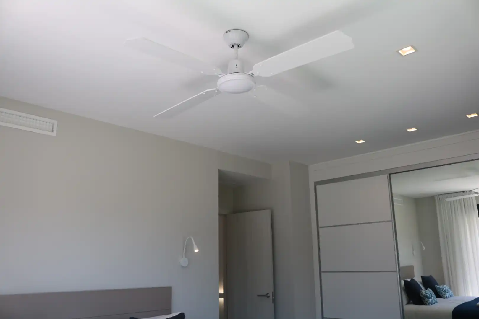 Houses for rent in Cala Advocat - Baladrar