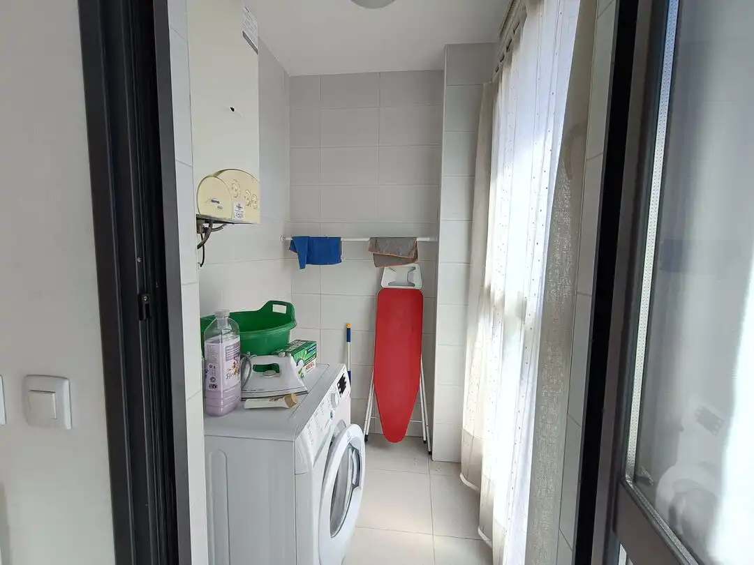 Wohnung zur Miete in  Pamplona / Iruña mit Heizung, Privatgarten und Abstellraum