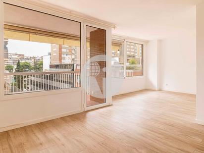 Bedroom of Apartment to rent in  Barcelona Capital  with Air Conditioner, Heating and Balcony