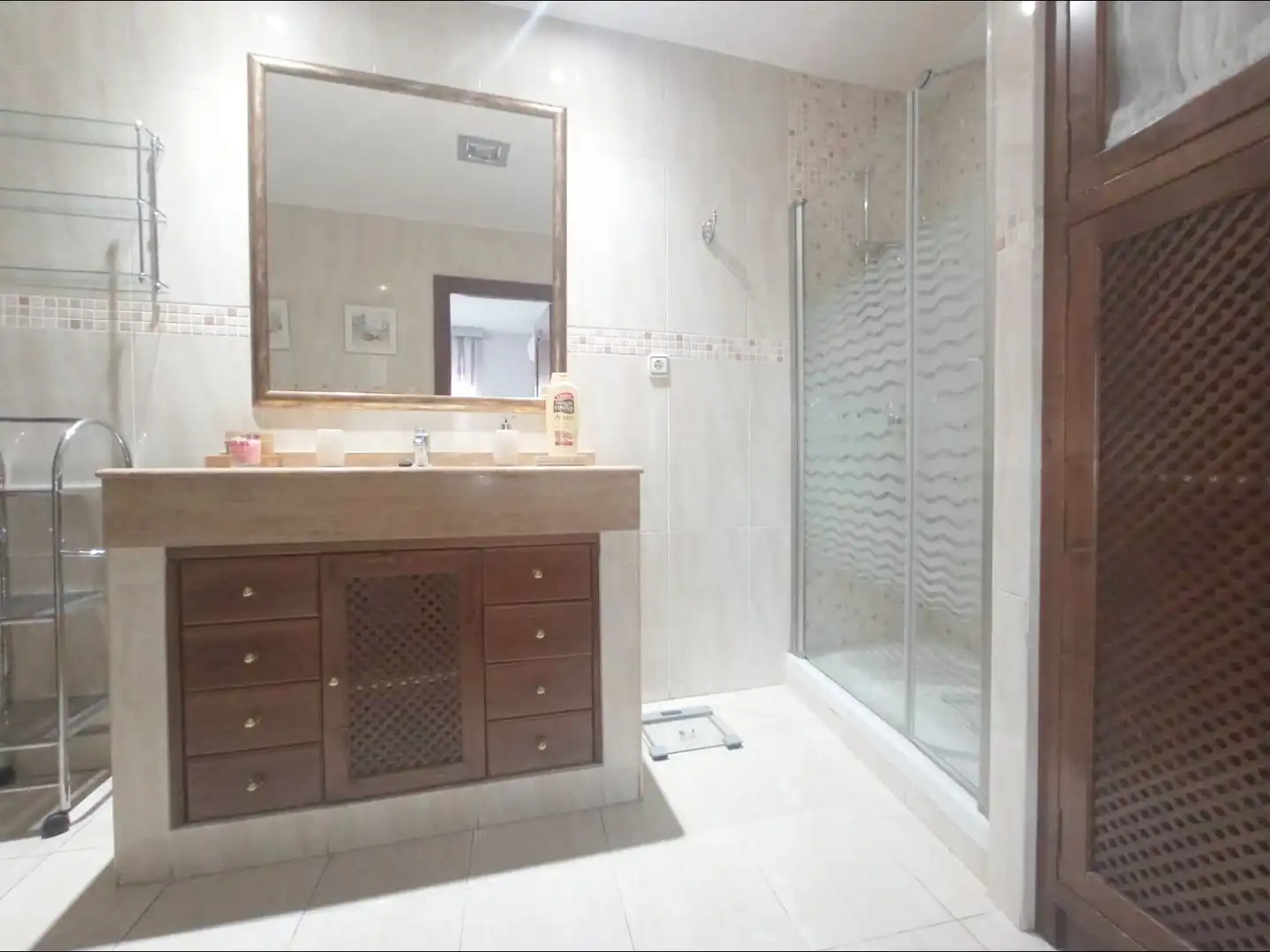 Bany de Apartament de lloguer en Granada amb Aire condicionat, Calefacció i Terrassa