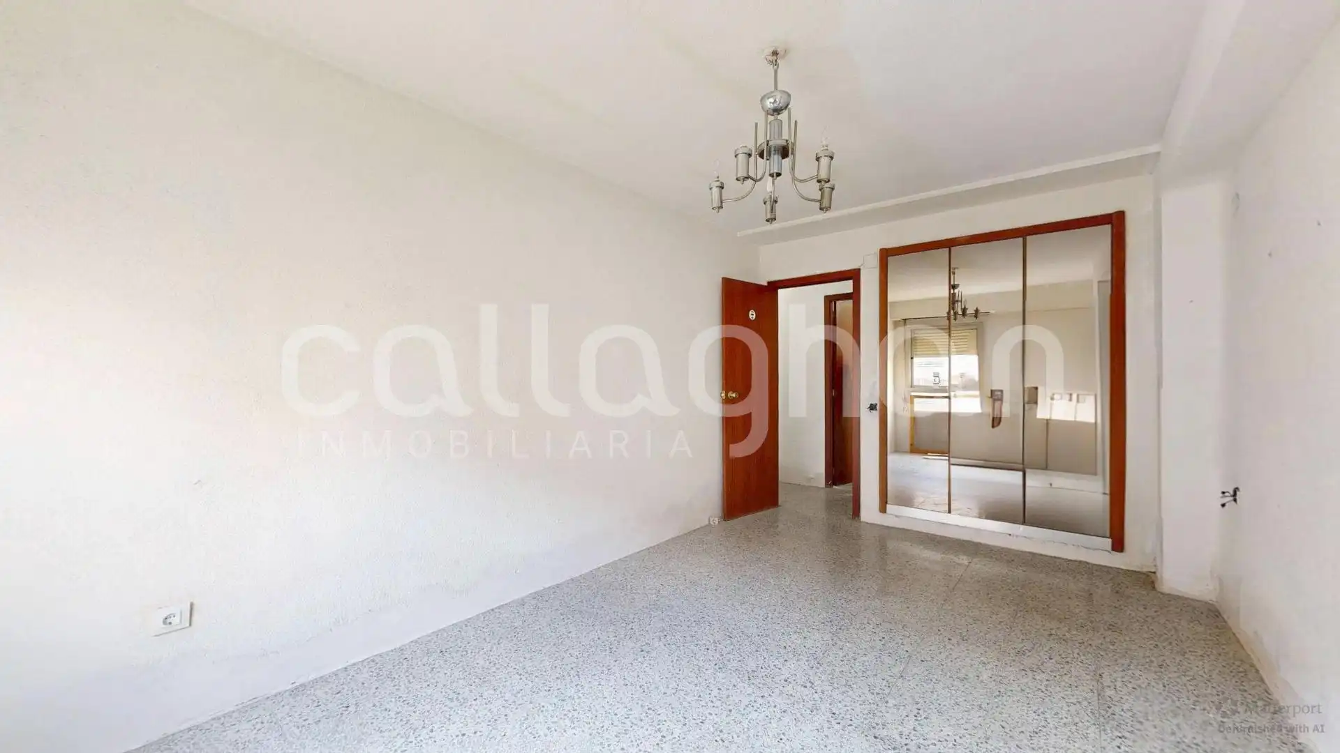 Piso en venta en Valencia con Terraza y Balcón