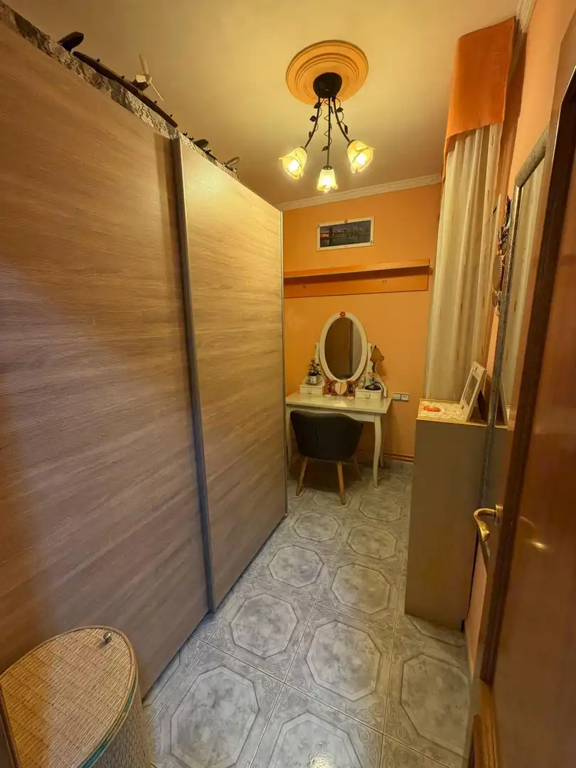 Habitación de Piso en venta en Sabadell con Calefacción