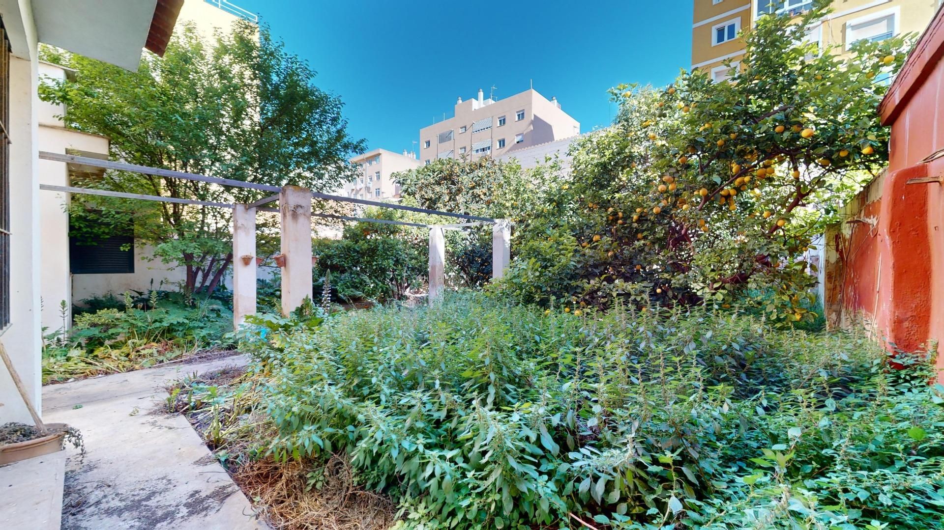 Jardí de Casa o xalet en venda en  Palma de Mallorca amb Aire condicionat, Calefacció i Jardí privat