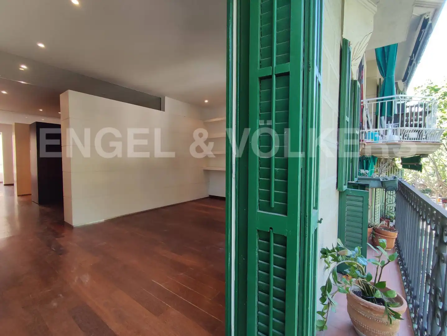 Piso de alquiler en  Barcelona Capital con Aire acondicionado, Calefacción y Parquet