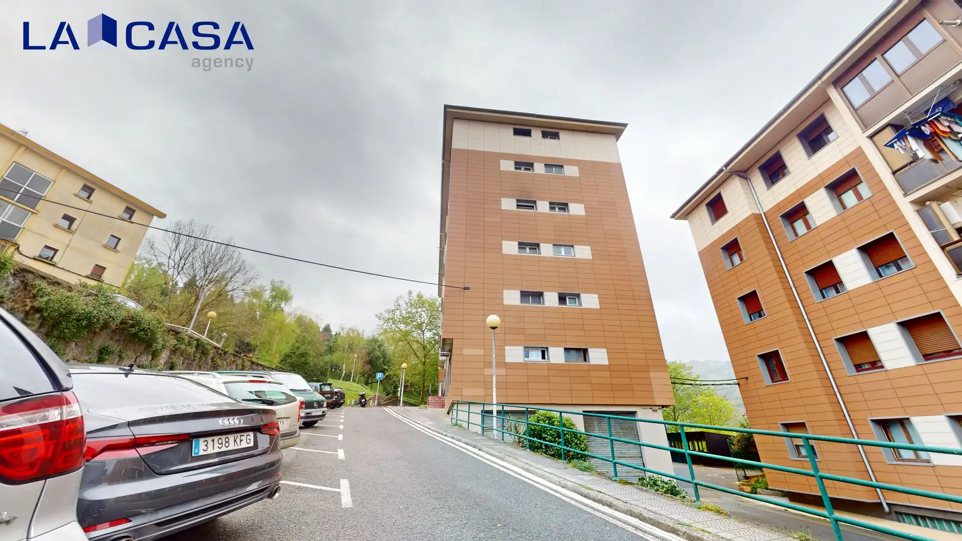Vista exterior de Planta baixa en venda en Bilbao 