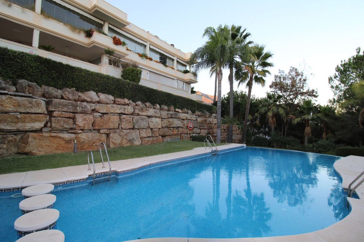 Jardí de Àtic de lloguer en Marbella amb Aire condicionat, Calefacció i Terrassa