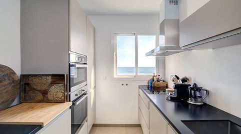 Apartamento de Lujo en Primera Línea de Playa en Estepona, imatge 4